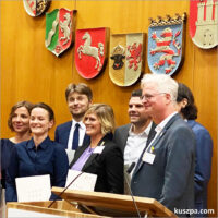 Gruppenfoto auf der Abschlussfeier an der DUV Speyer